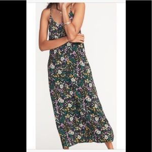Old Navy strappy floral maxi dress, size L,